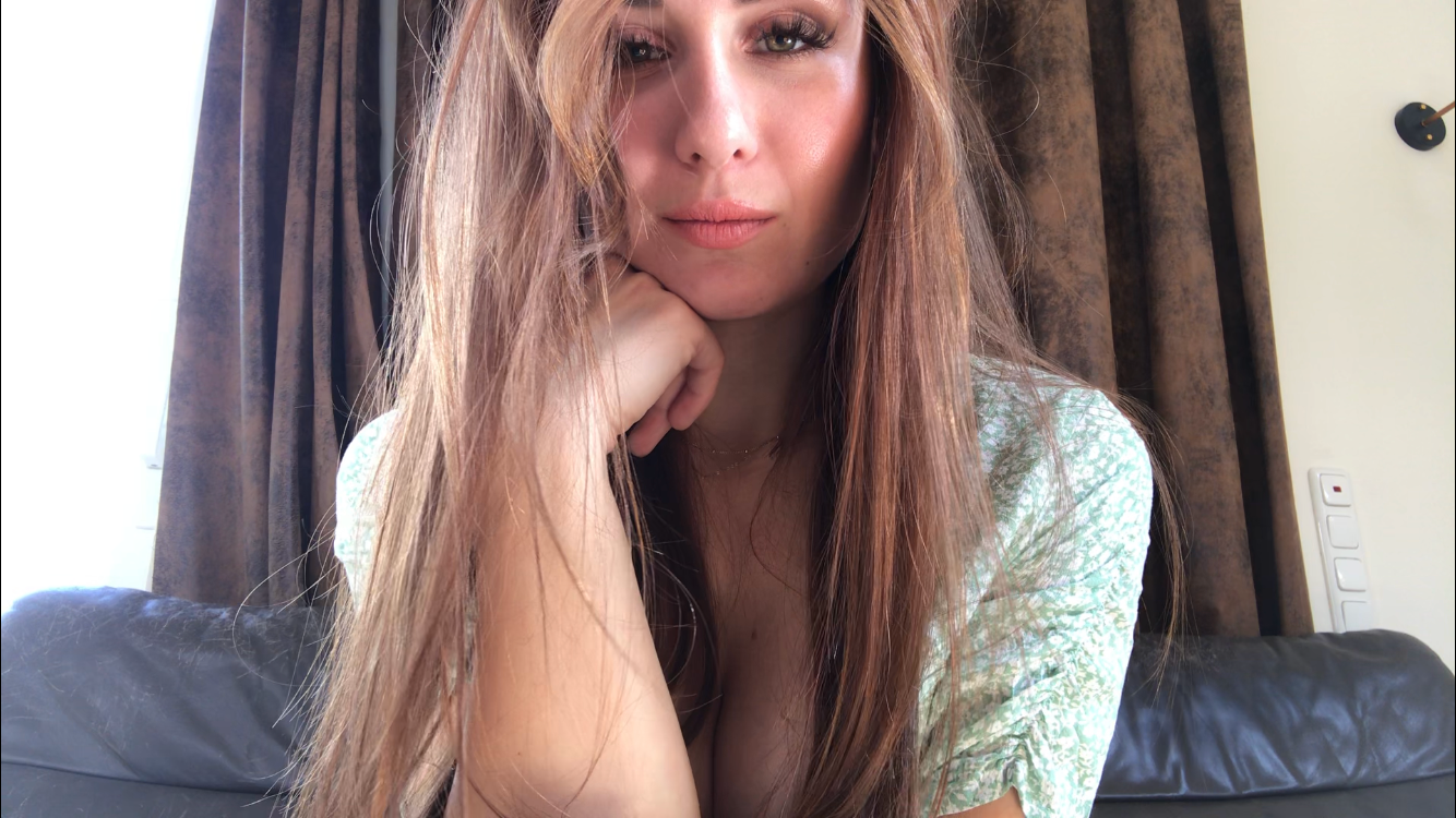 REELL – DAS MÄDCHEN VON NEBENAN thumbnail