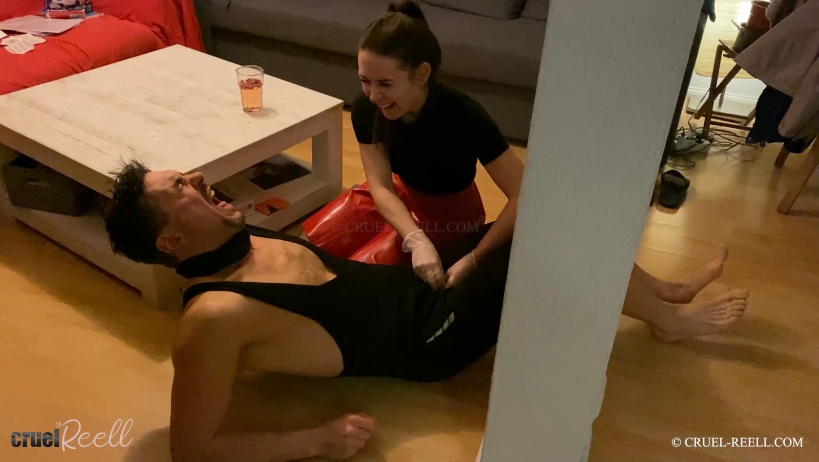 BEI CUCKOLDS NUR MIT GUMMI thumbnail